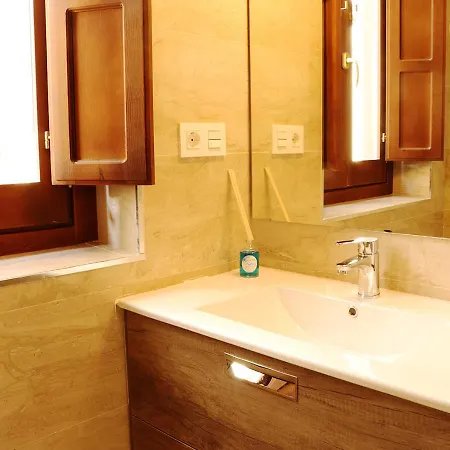 The Suits Catedral Apartment *